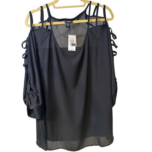 Torrid Black 3/4 Sleeve Blouse- size 2 NWT - Picture 1 of 10